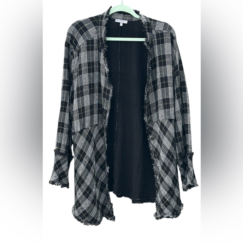 Habitat Clothes to Live in Black & White Plaid Cardigan/Light Jacket  - XL